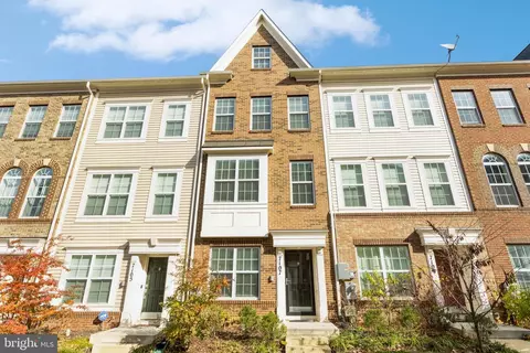 7107 Rowlock Aly, Beltsville, MD 20705