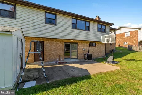 7018 Dower House Rd, Marlboro, MD 20772 photo 34