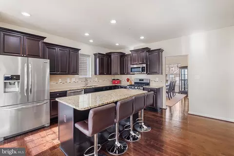 2804 Winterbourne Dr, Marlboro, MD 20774 photo 19