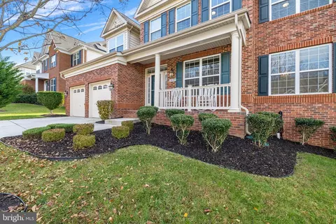 2804 Winterbourne Dr, Marlboro, MD 20774 photo 2