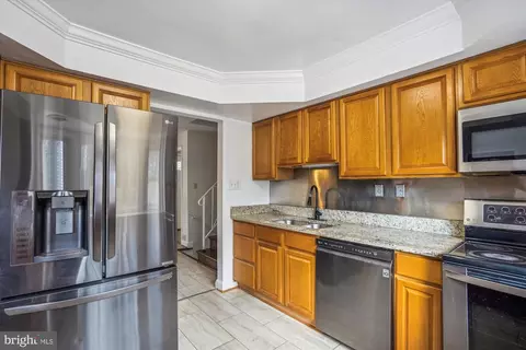 9323 Wellington St, Lanham, MD 20706 photo 10