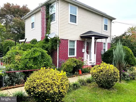 4806 69th Pl, Hyattsville, MD 20784