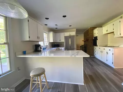 1403 Marco Dr, Bowie, MD 20721 photo 2