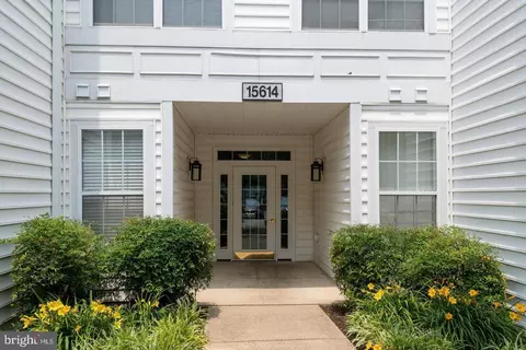15614 Everglade Ln #301, Bowie, MD 20716