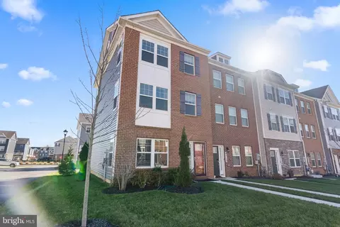 9710 Ruby Lockhart Blvd, Bowie, MD 20721 photo 3