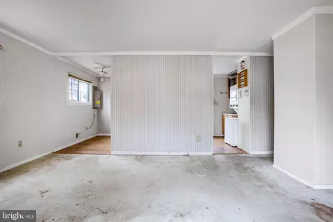 1013 Harrison Dr, Laurel, MD 20707 photo 9