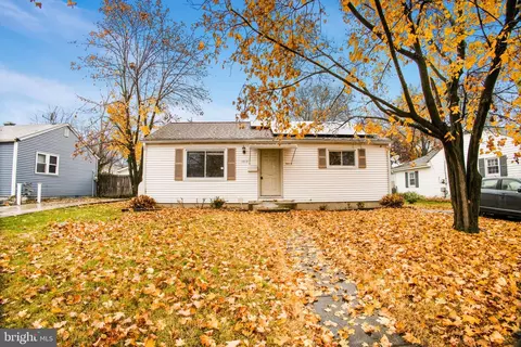 1013 Harrison Dr, Laurel, MD 20707