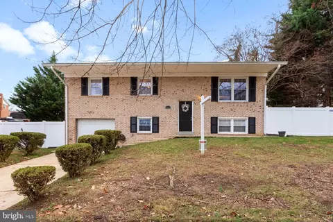 5732 Joan Ln, Temple Hills, MD 20748