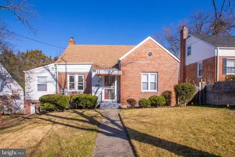 2004 Hayden Rd, Hyattsville, MD 20782