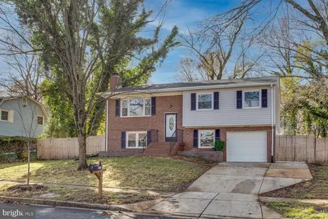 4115 Bishopmill Dr, Marlboro, MD 20772