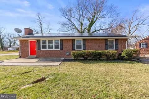 2123 Scott Key Dr, District Heights, MD 20747