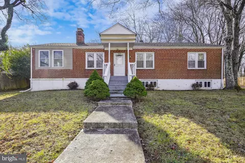 1615 Thomas Rd, Fort Washington, MD 20744