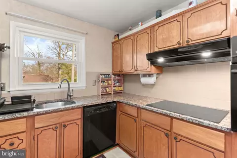 8508 Chervil Rd, Lanham, MD 20706 photo 12