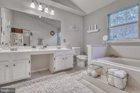 Bath - 11614 Waesche Dr, Bowie, MD 20721 photo 11 of 11