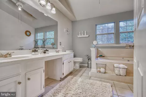 Bath - 11614 Waesche Dr, Bowie, MD 20721 photo 6 of 11