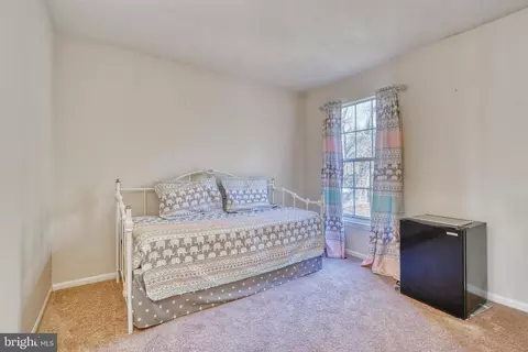 Bedroom - 11614 Waesche Dr, Bowie, MD 20721 photo 7 of 12