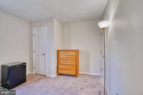 Bedroom - 11614 Waesche Dr, Bowie, MD 20721 photo 8 of 12