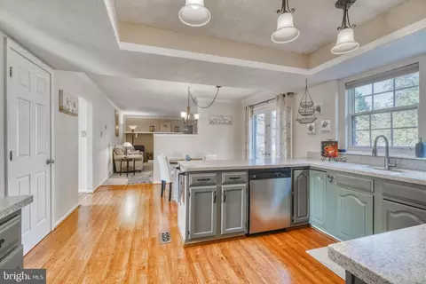 Kitchen - 11614 Waesche Dr, Bowie, MD 20721 photo 2 of 4
