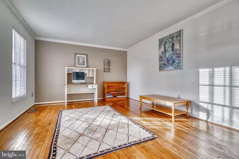 Living - 11614 Waesche Dr, Bowie, MD 20721 photo 2 of 6