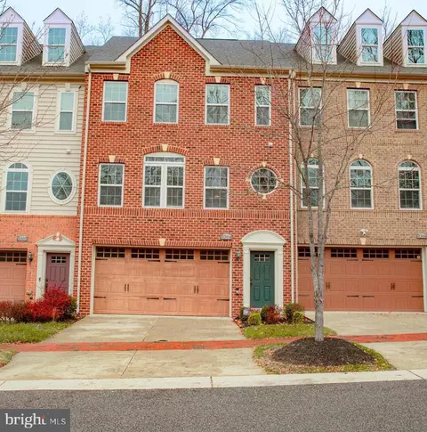 3304 Shalbourne Ln, Marlboro, MD 20774