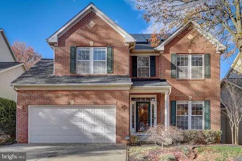 10202 Woodview Dr, Bowie, MD 20721