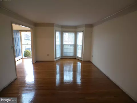 8809 Admiral Dr, Laurel, MD 20708 photo 50