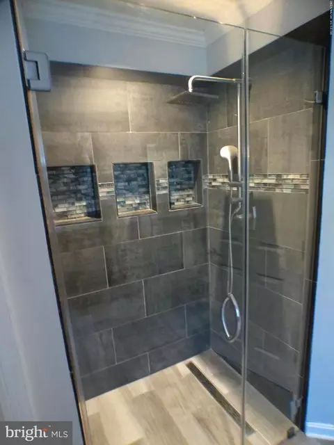 8809 Admiral Dr, Laurel, MD 20708 photo 20
