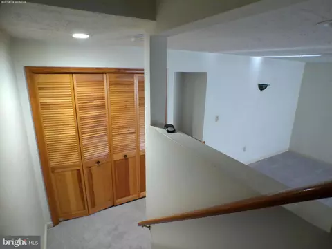 8809 Admiral Dr, Laurel, MD 20708 photo 30