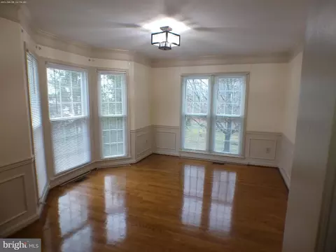 8809 Admiral Dr, Laurel, MD 20708 photo 48