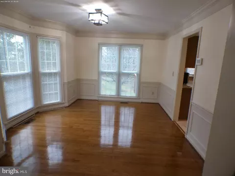 8809 Admiral Dr, Laurel, MD 20708 photo 49