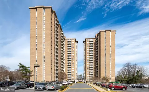 1836 Metzerott Rd #1726, Adelphi, MD 20783