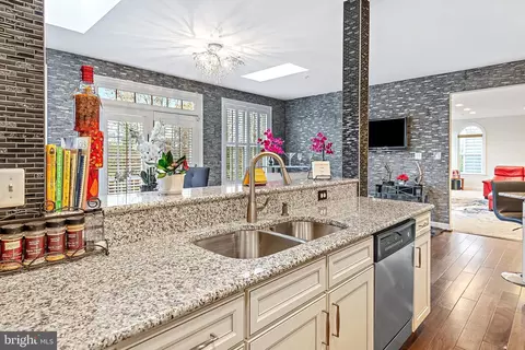 13003 Contee Manor Rd, Bowie, MD 20721 photo 17