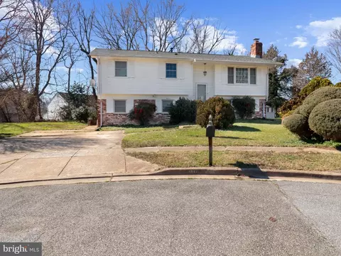 9801 Healy Ct, Marlboro, MD 20772