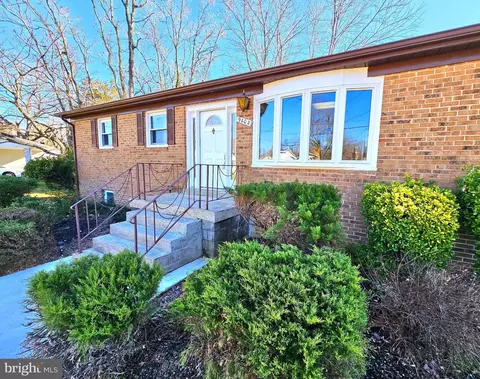 9602 Juliette Dr, Clinton, MD 20735