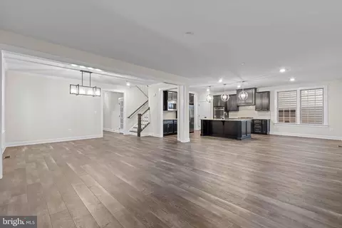 207 Crow Branch Pl, Laurel, MD 20708 photo 6