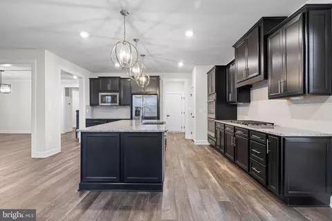 207 Crow Branch Pl, Laurel, MD 20708 photo 8