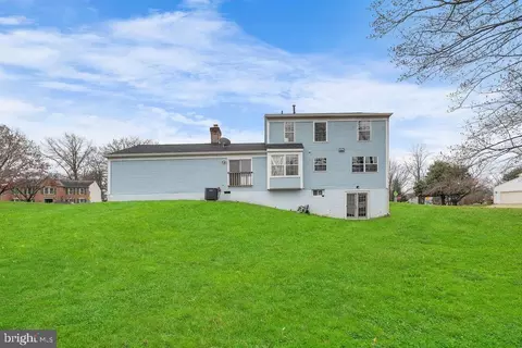1613 Golf Course Dr, Bowie, MD 20721 photo 32