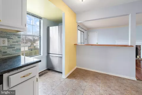 1613 Golf Course Dr, Bowie, MD 20721 photo 6