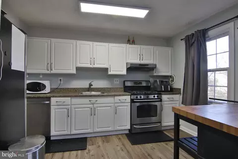 8202 Imperial Dr #6-B, Laurel, MD 20708 photo 6