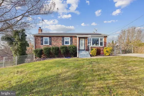 9015 Susan Ln, Clinton, MD 20735