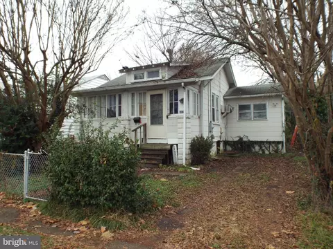 4824 48th Ave, Hyattsville, MD 20781