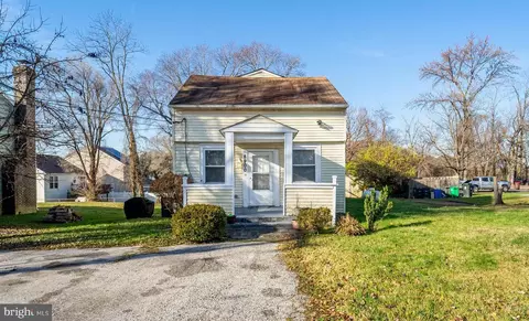 8900 Maple Ave, Bowie, MD 20720