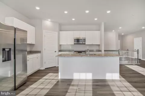 5805 Savannah Dr, Brandywine, MD 20613 photo 12