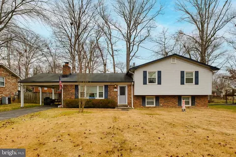 6917 Greenwood Dr, Glenn Dale, MD 20769