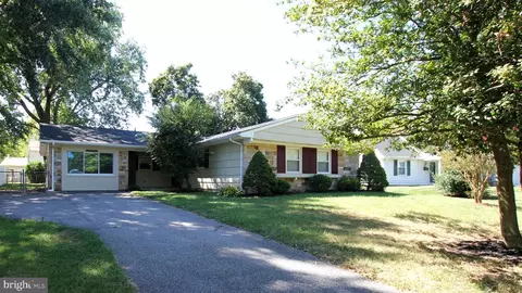 12102 Mackell Ln, Bowie, MD 20715