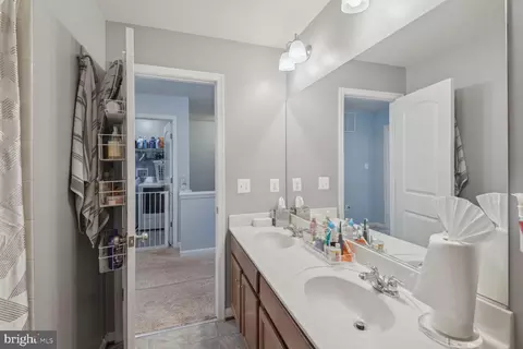 9110 Ruby Lockhart Blvd #6, Lanham, MD 20706 photo 27