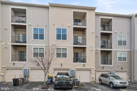 9110 Ruby Lockhart Blvd #6, Lanham, MD 20706 photo 3