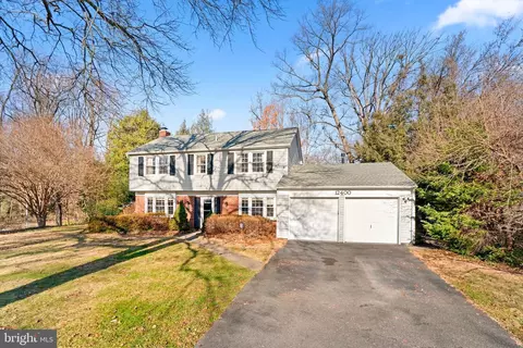 12400 Sadler Ln, Bowie, MD 20715