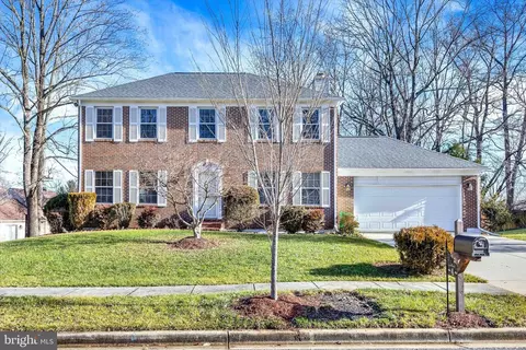 4 Parkcrest Ct, Marlboro, MD 20774