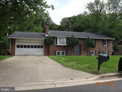 501 Bonhill Dr, Fort Washington, MD 20744